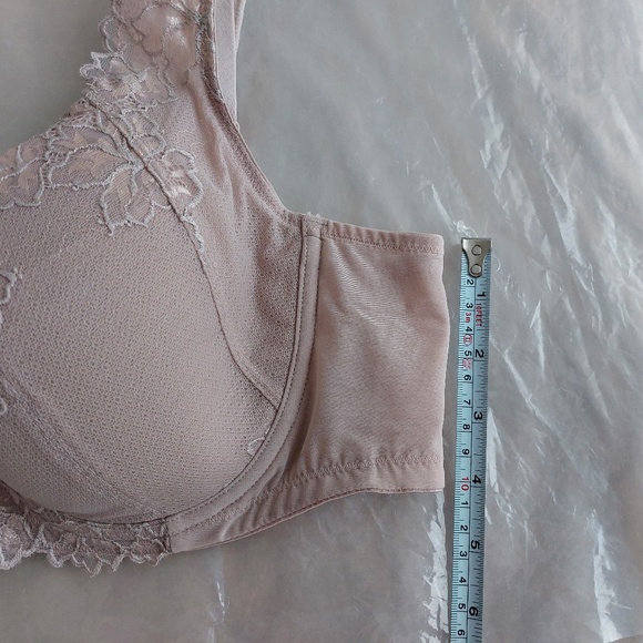 NWOT Triumph Double Layer Wing Bra Floral Lace - Picture 6 of 12